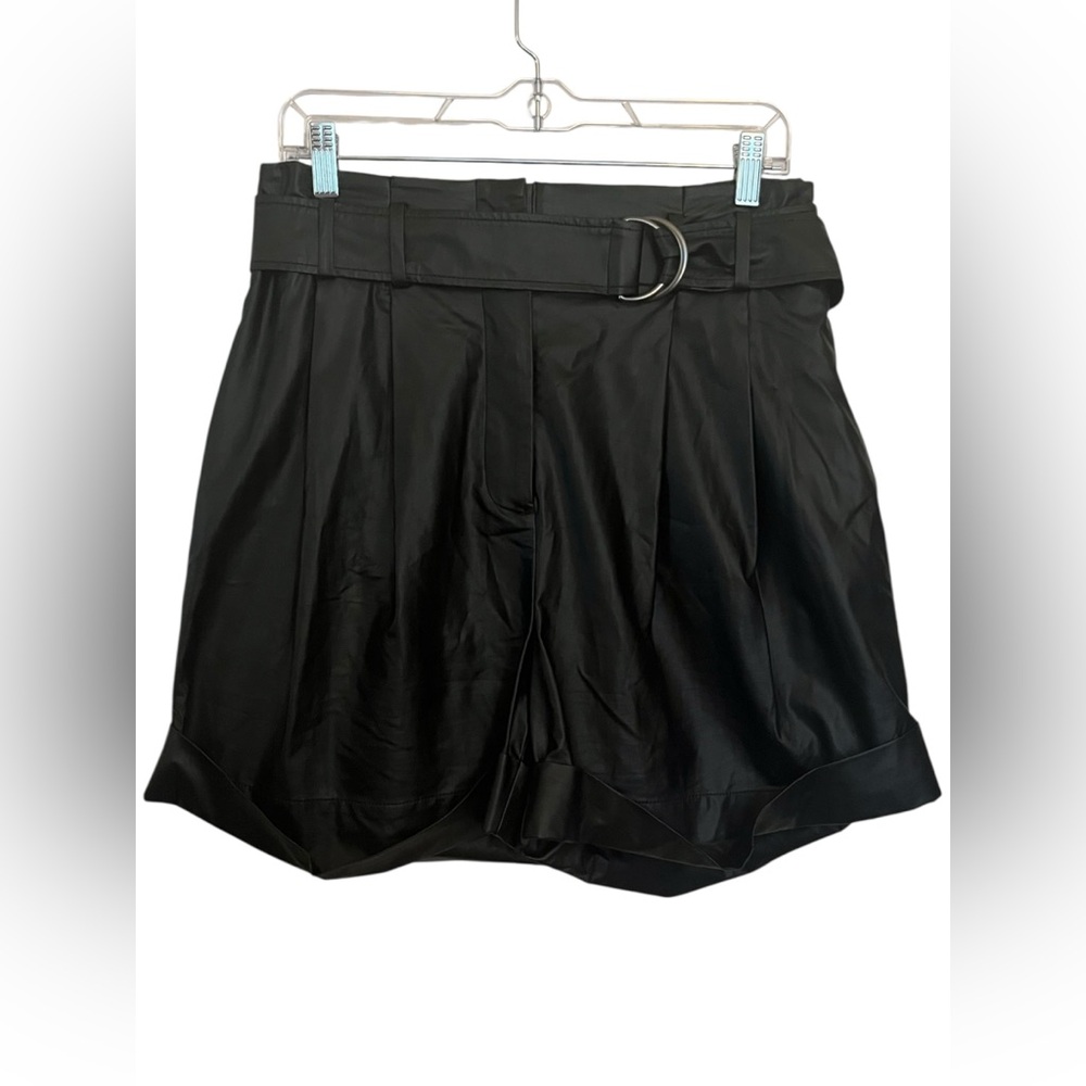 Elizabeth and James Black Faux Leather Paperbag Shorts Size 10 - Picture 4 of 7